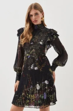 Karen Millen Petite Floral Applique Lace Pleated Woven Mini Dress black New