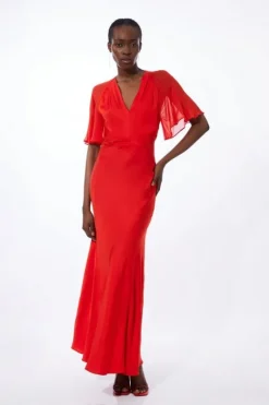 Karen Millen Petite Twist Front Satin And Georgette Mix Woven Maxi Dress red Outlet