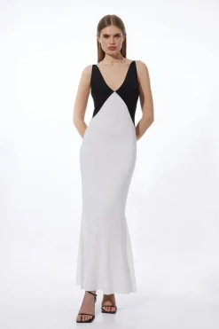 Karen Millen Petite Viscose Blend Slinky Knit Contrast Maxi Slip Dress mono Fashion